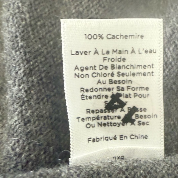 Talbots 100% Cashmere Charcoal Grey 3/4 Sleeve Sweater Size Medium - Picture 9 of 11